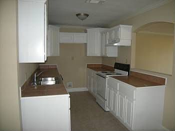 4th image of 65 W Carolina Dr