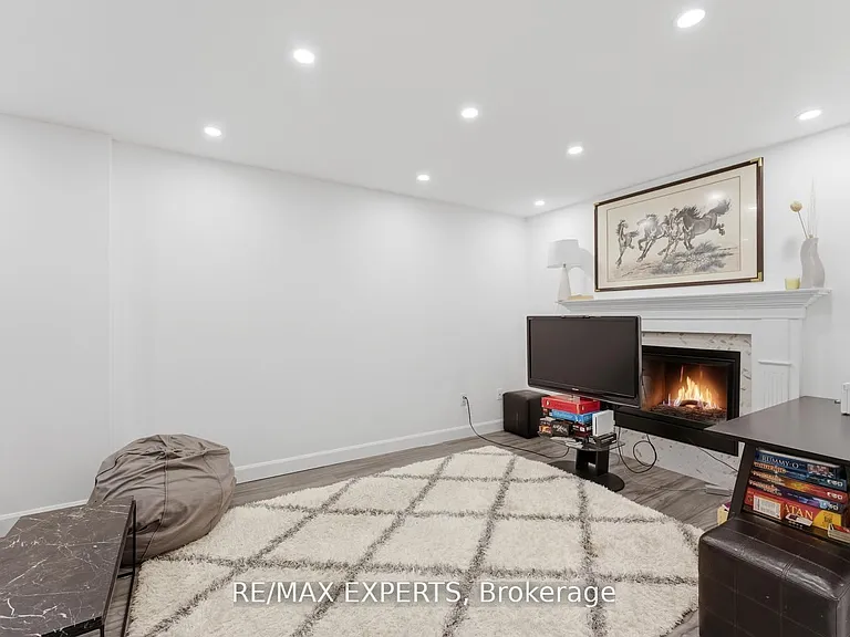 22 Wedgewood Pl — Photo 7