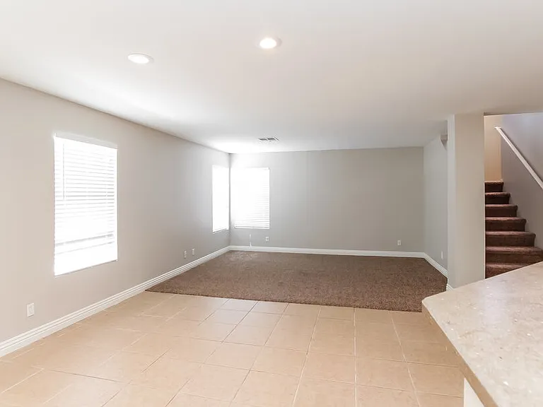 733 Red Bark Ln — Photo 4