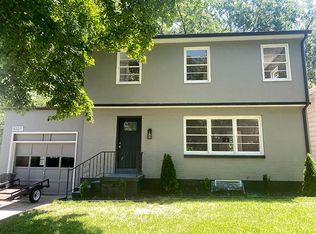 8321 Belleview Ave, Kansas City, MO 64114
