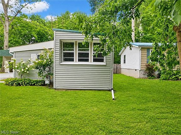 4th image of 5108 University Dr