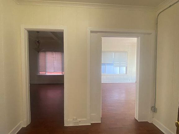 5th image of 229 1st Ave N APT 306