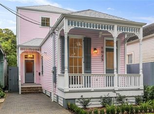 1023 Hillary St, New Orleans, LA 70118