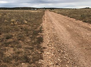 64 E Peterson Rd, Paulden, AZ 86334
