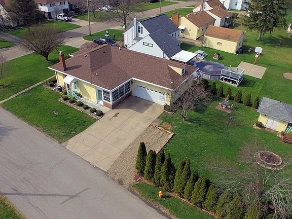 2nd image of 921 Wilkinson Ave