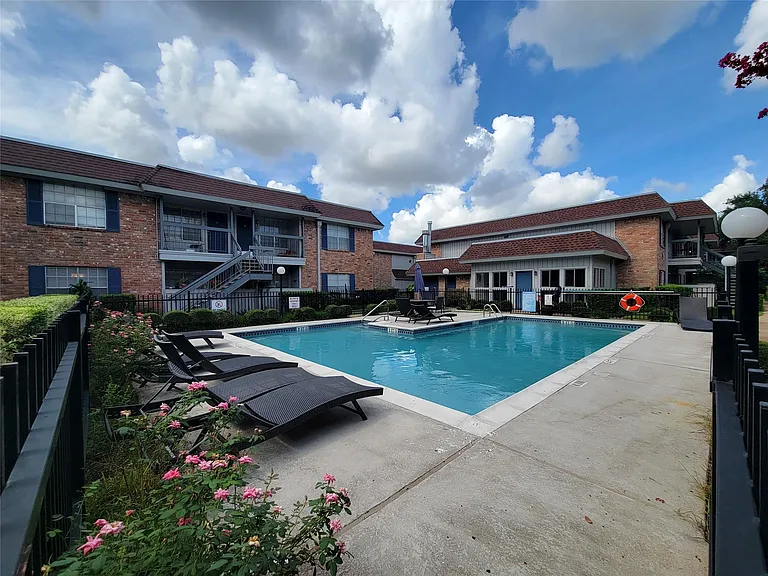 2250 Bering Dr #39 — Photo 21