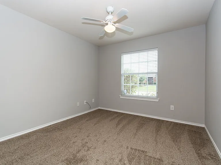 1413 Gordon Dr — Photo 34