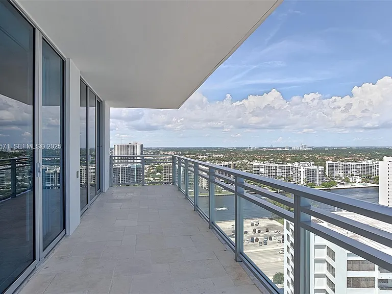 3535 S Ocean Dr #2102 — Photo 47