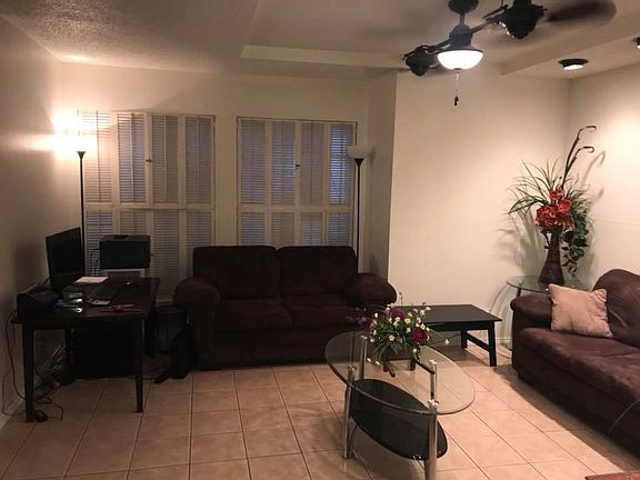4th image of 2303 E San Jose St