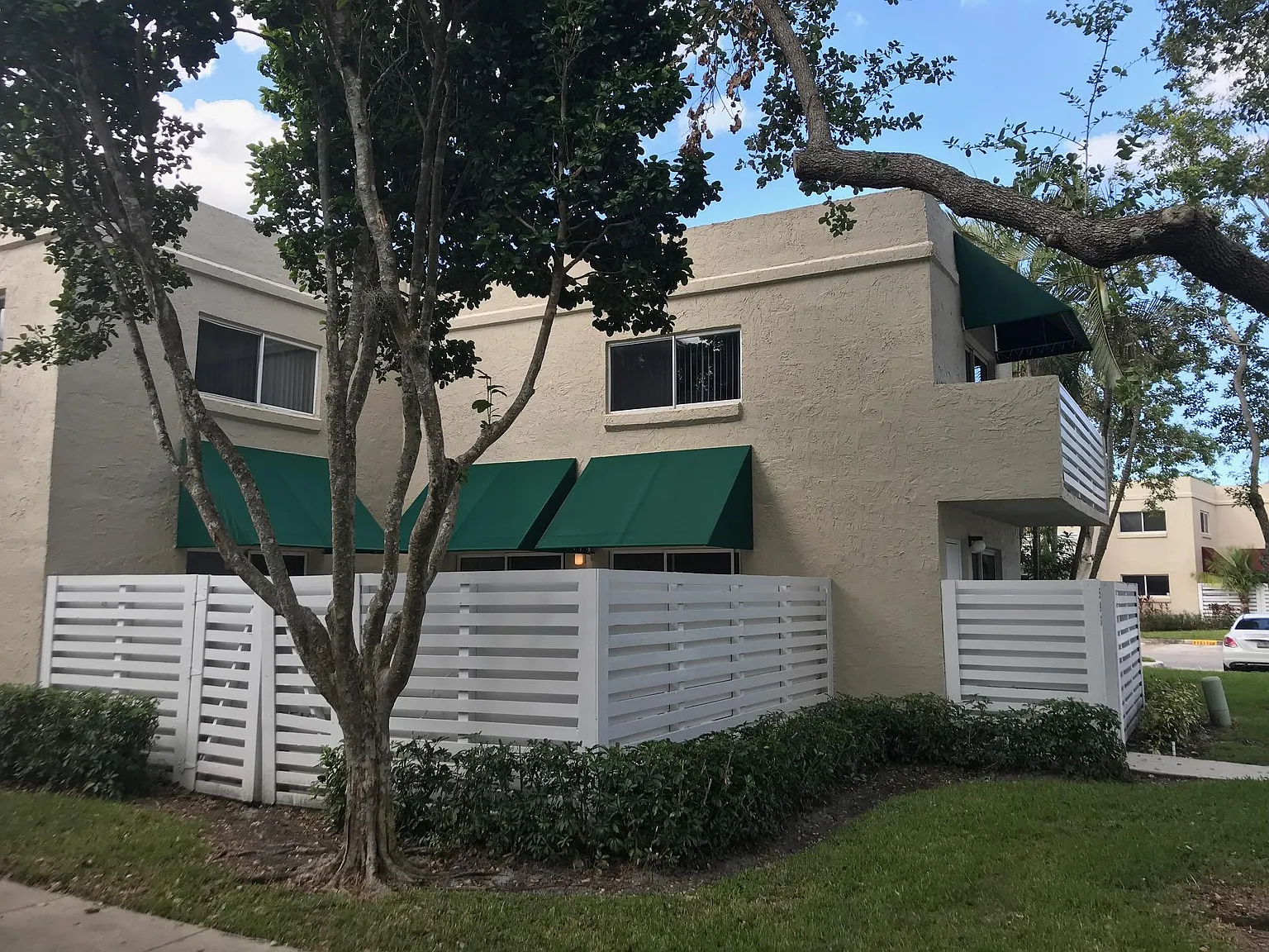 NW 98th Ave, Plantation — Photo 3