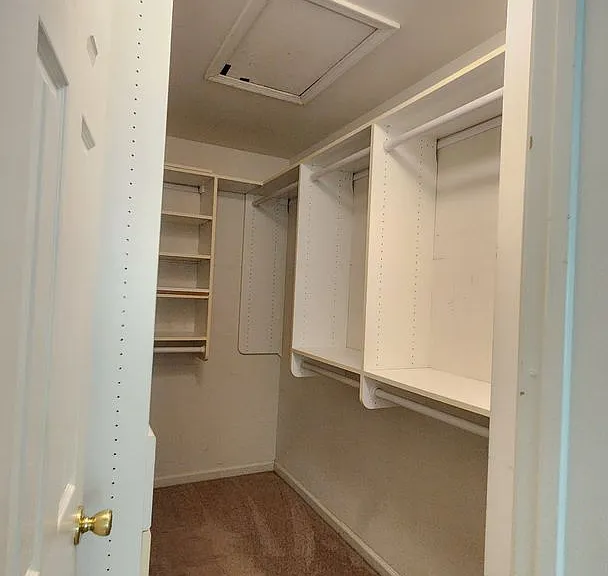 7719 Sullivan Cir — Photo 16