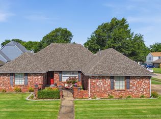 1832 N 15th St, Broken Arrow, OK 74012