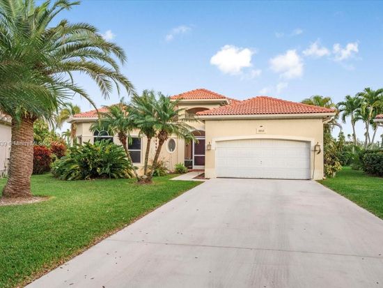 2813 Augusta Ln, Homestead, FL 33035