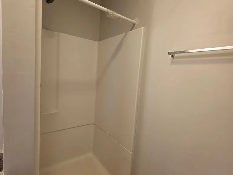 85 Egmont St #2 — Photo 8