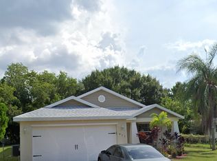 911 39th Ave W, Bradenton, FL 34205