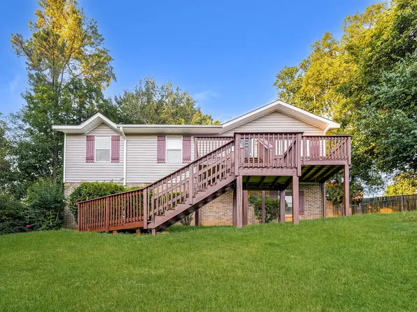 108 Spring Glade Cir, Trussville, AL 35173