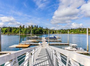 105 Lovell Ave SW #15-11, Bainbridge Island, WA 98110