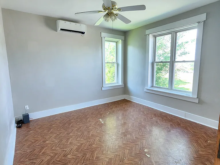 732 N 12th St #2 — Photo 6