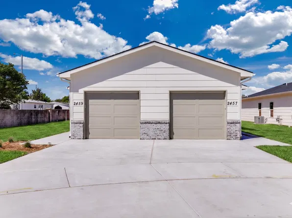 2321 W Macarthur Rd, Wichita, KS 67217