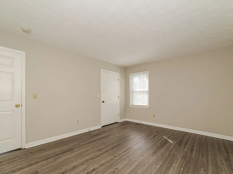 3106 Calumet Cir NW — Photo 13