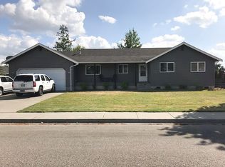 208 Evergreen Way, Everson, WA 98247