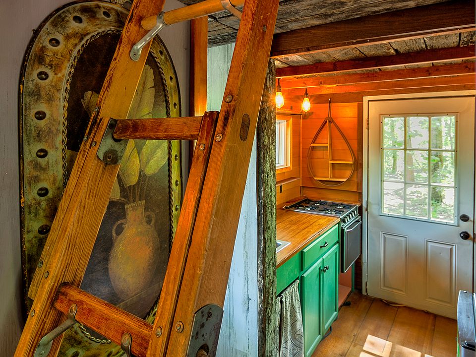 112a Bluff Ln Harpers Ferry WV Zillow