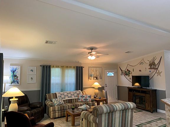 3rd image of 291 Griffith Dr