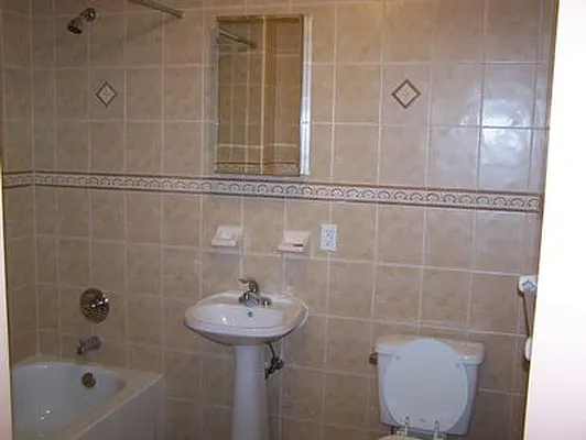 Rented by Skygroup Realty | media 16