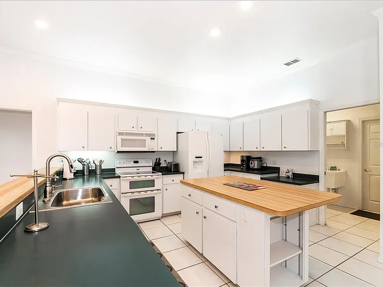 5845 Danterbury Ct — Photo 25