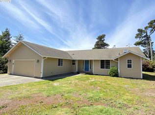 4877 Cloudcroft Ln, Florence, OR 97439