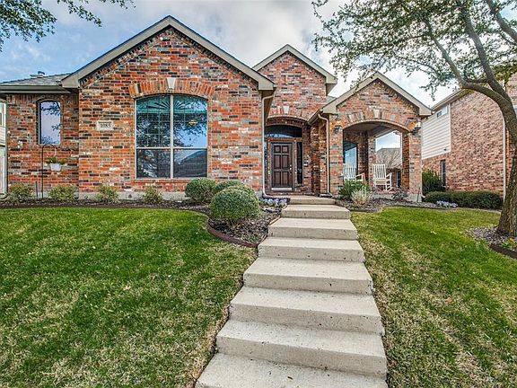 2nd image of 1085 Mont Cascades Dr