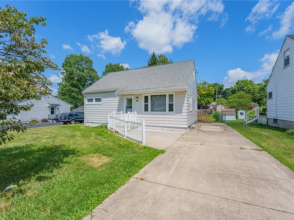 677 S Columbus St, Xenia, OH 45385
