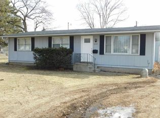 2524 Pleasant Plain Ave, Elkhart, IN 46517
