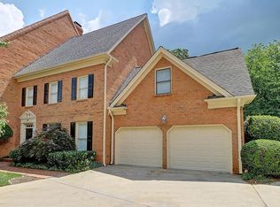 1261 Fairfield E, Dunwoody, GA 30338