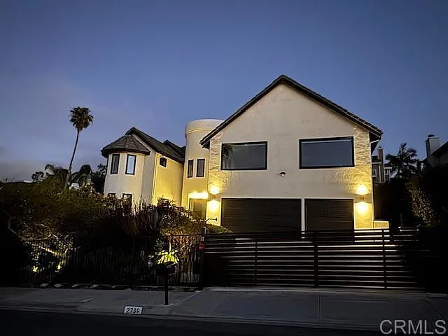 5 bed, 4104 sqft, $13,500 — Photo 2