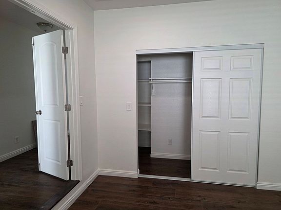 3rd image of 2028 S Grandridge Ave