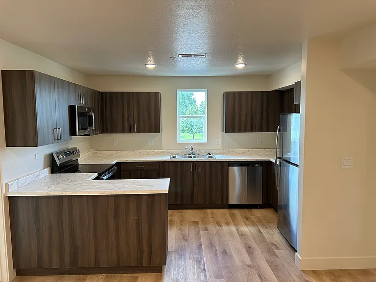 534 W 1045 N #101 — Photo 33