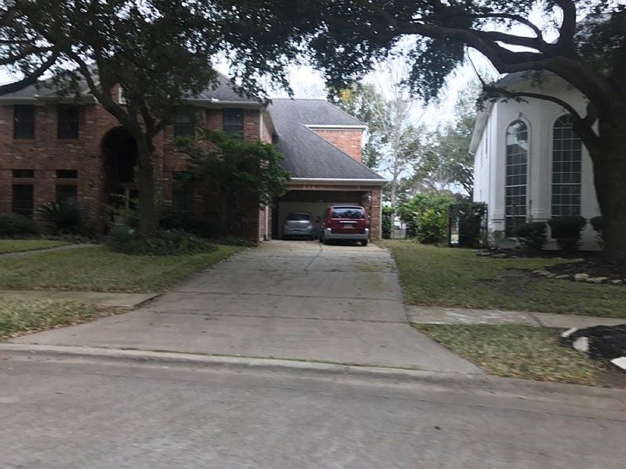 2nd image of 19 Rippling Creek Dr