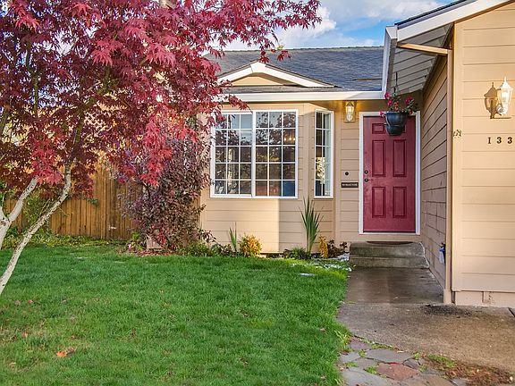 3rd image of 1332 SE 74th Ave