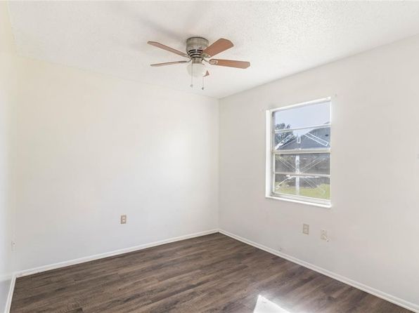 tampa-florida-2067997220 picture