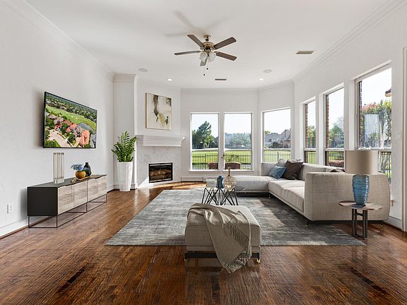 4th image of 5652 Gleneagles Dr