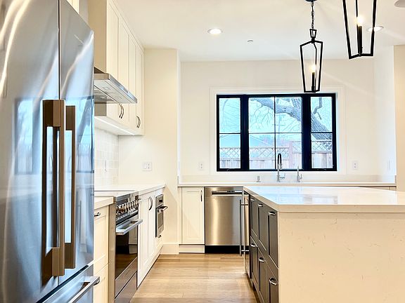5th image of 18561 Marshall Ln #B