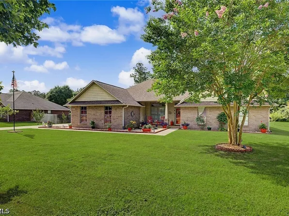 9915 Nichols Lake Rd, Milton, FL 32583