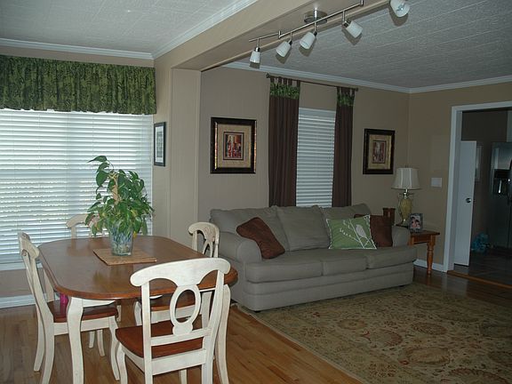 5th image of 3606 W Tampa Cir