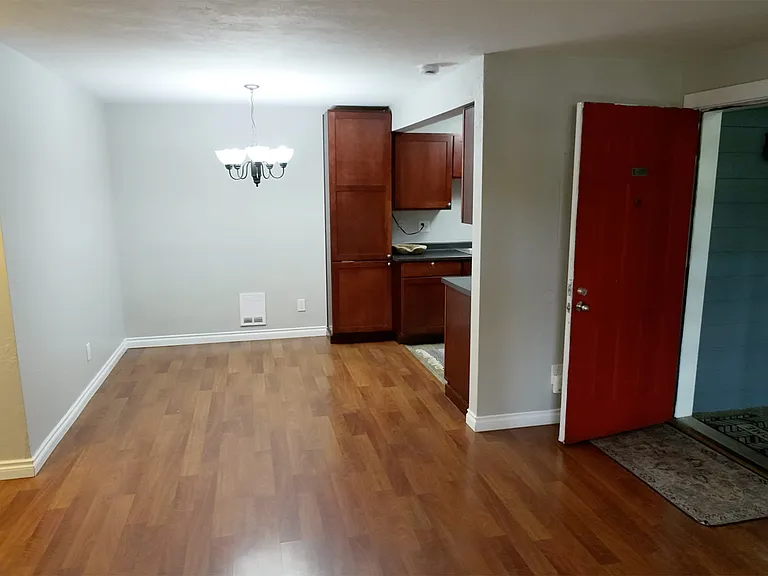 16817 Larch Way E #E105 — Photo 8