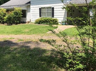 853 New Hope Rd, Columbus, MS 39702