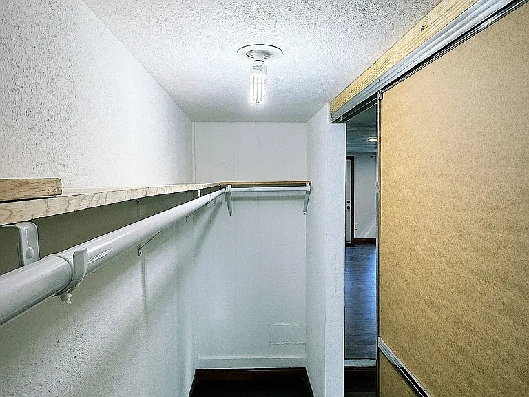 1321 Wade Dr — Photo 14