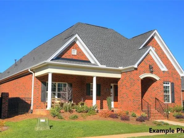 167 Hallmark Xing, Rock Hill, SC 29732