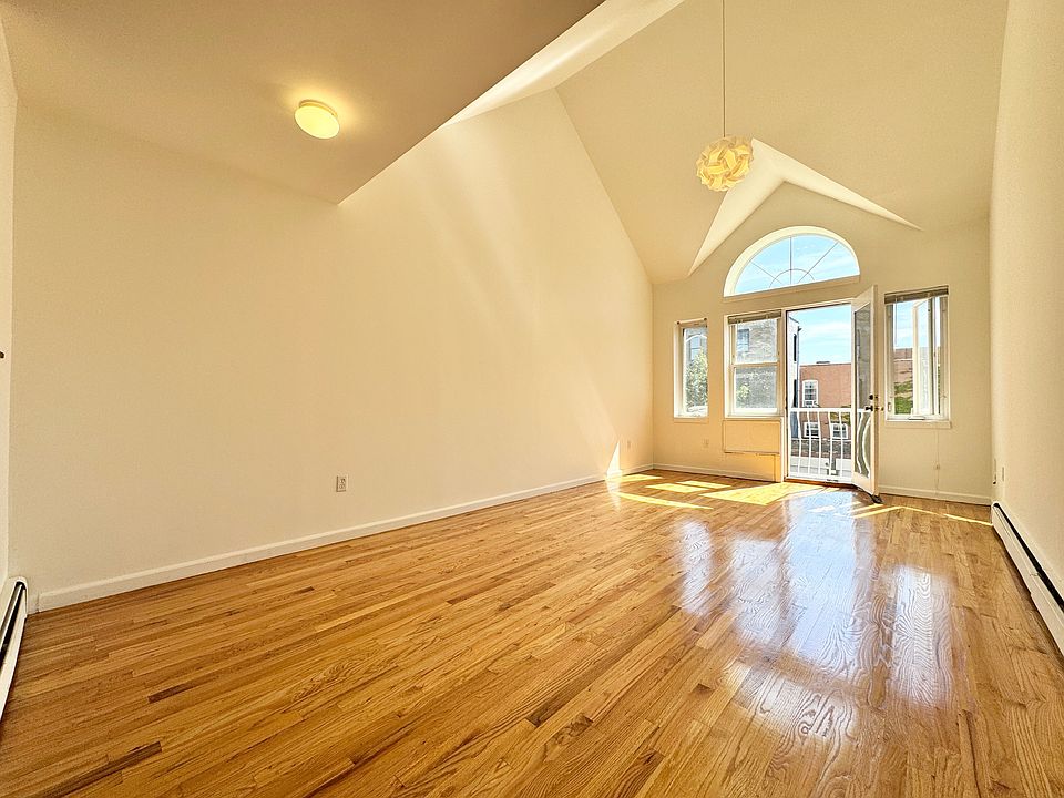 1st image of 31-12 43rd St #2