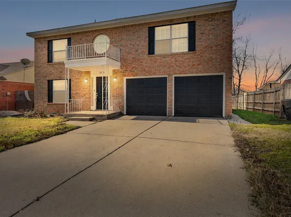 7705 Misty Ridge Dr N, Fort Worth, TX 76137